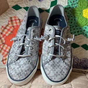 Sperry Topsider size 7 women’s shoes